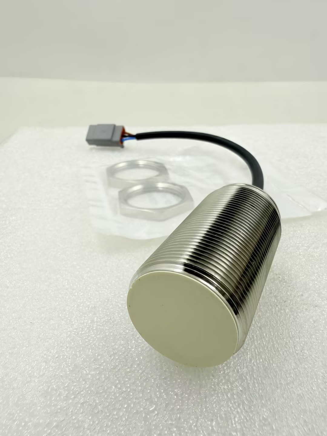 利勃海尔品牌接近开关装载机发动机备件 10289070 利勃海尔机械接近传感器