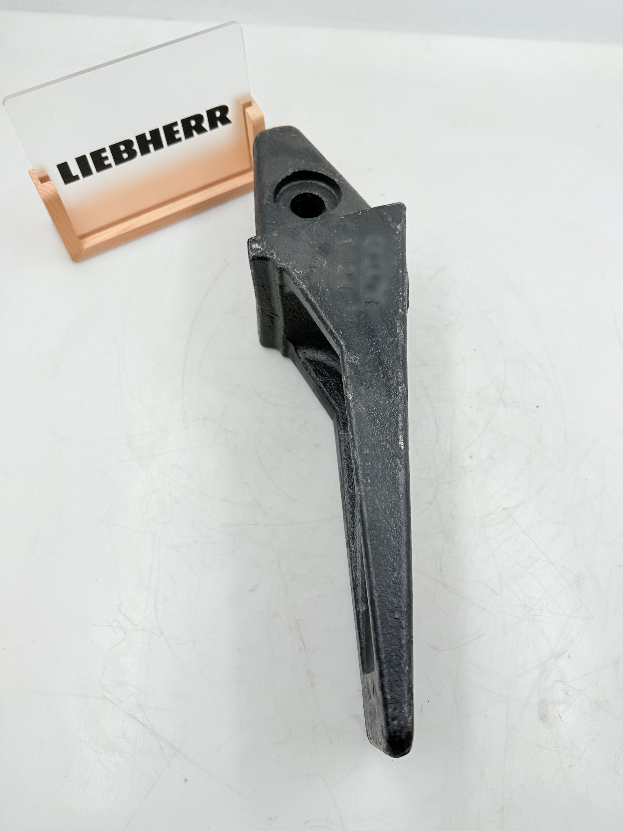 Lie-bherr 11830399 L566 - L580 LMD 斗齿