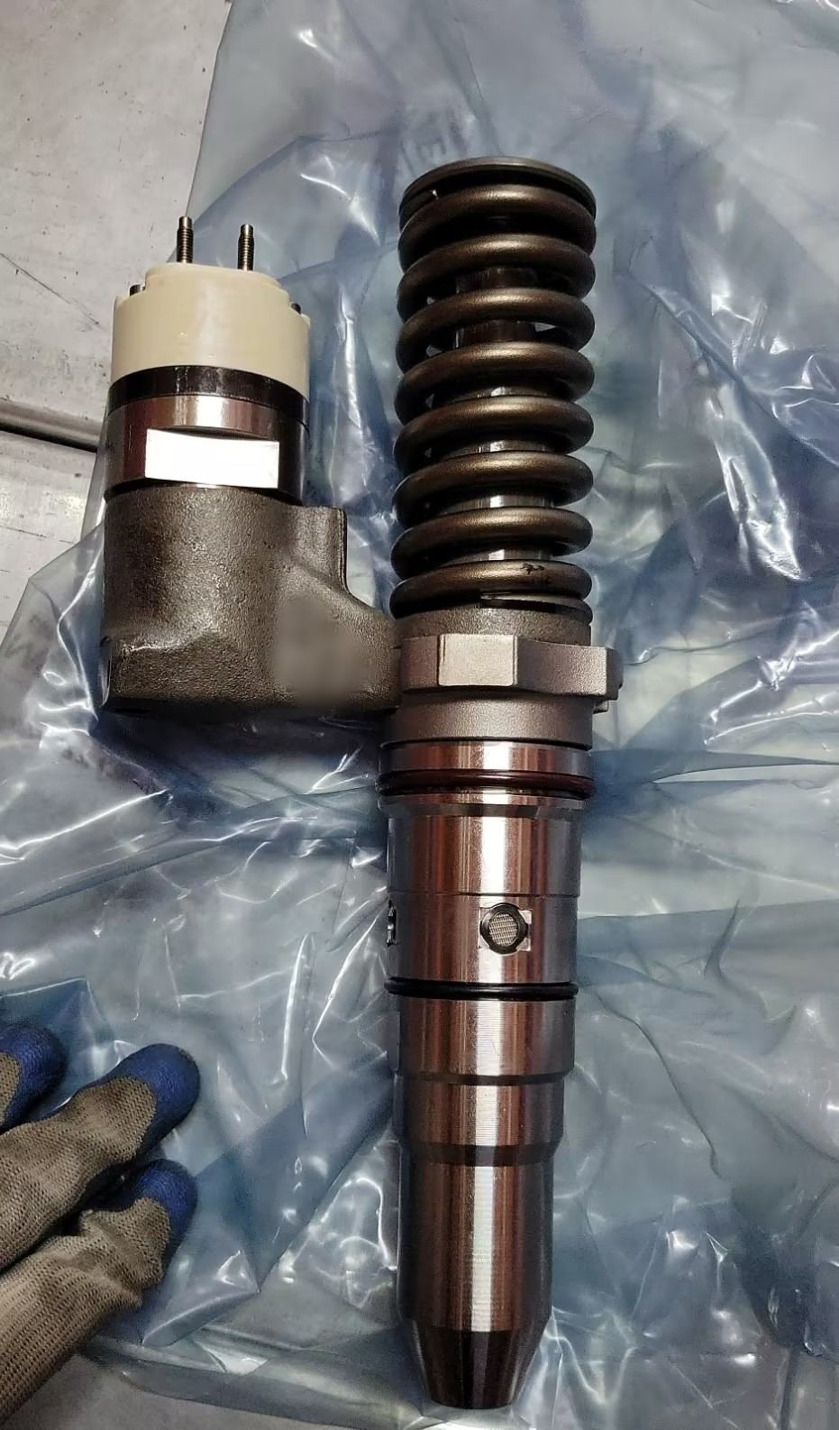 CAT 392-0220 喷油器适用于卡特彼勒 3508C 3516C 3508 3512C 3516 3512