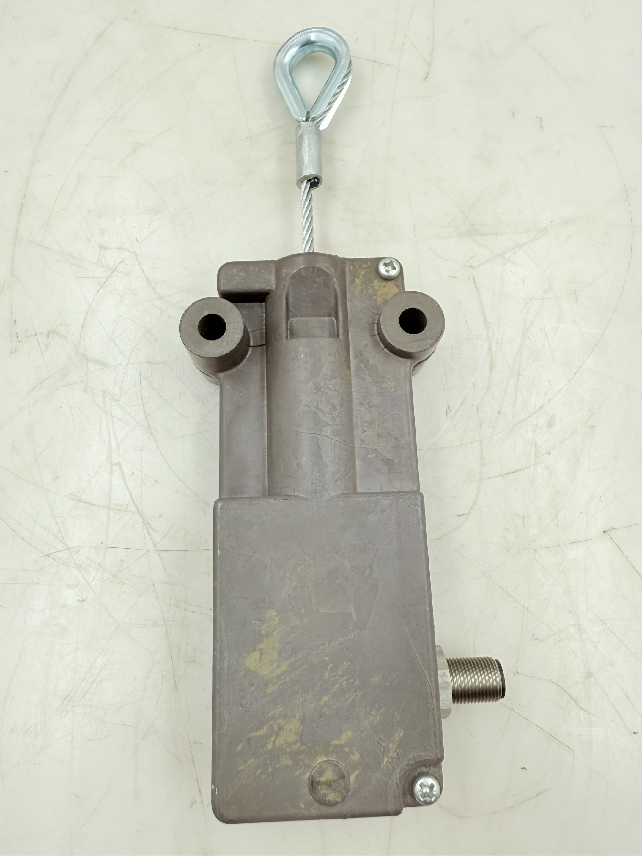 利勃海尔 10678395 限位开关 兼容 LTM1030-LTM1750 LR1350-1400-1500-1600-1700-1750-1800-11000-11250-11350-12500-13000