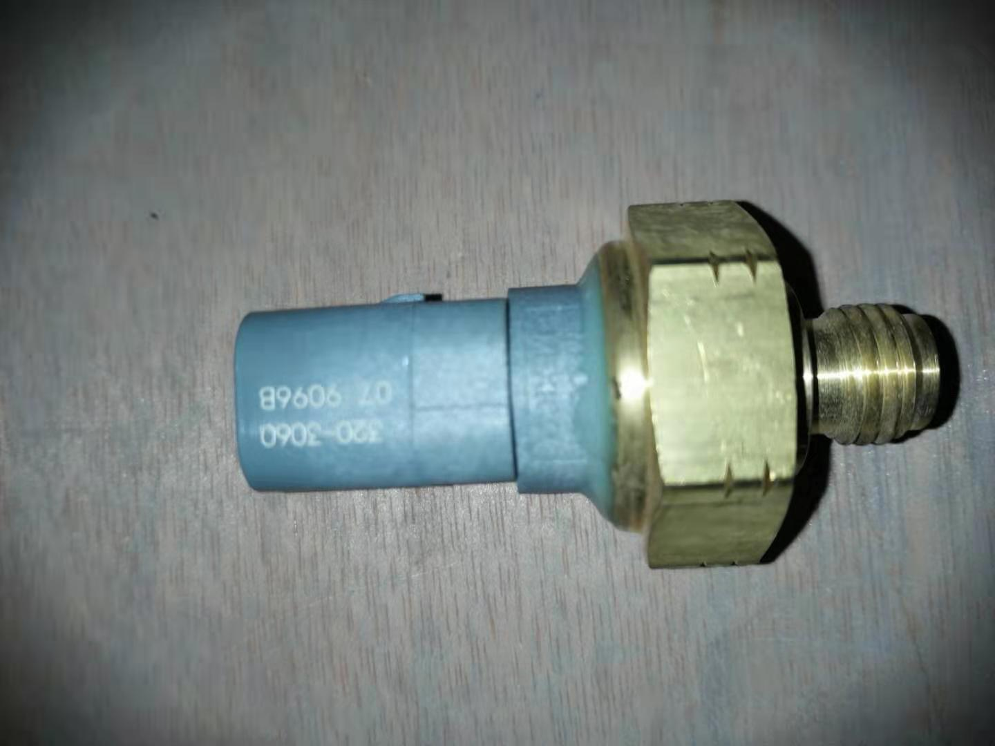 Perkins 机油压力传感器开关燃油压力传感器 T406711 适用于 Perkins 发电机 1100 系列 1200 系列