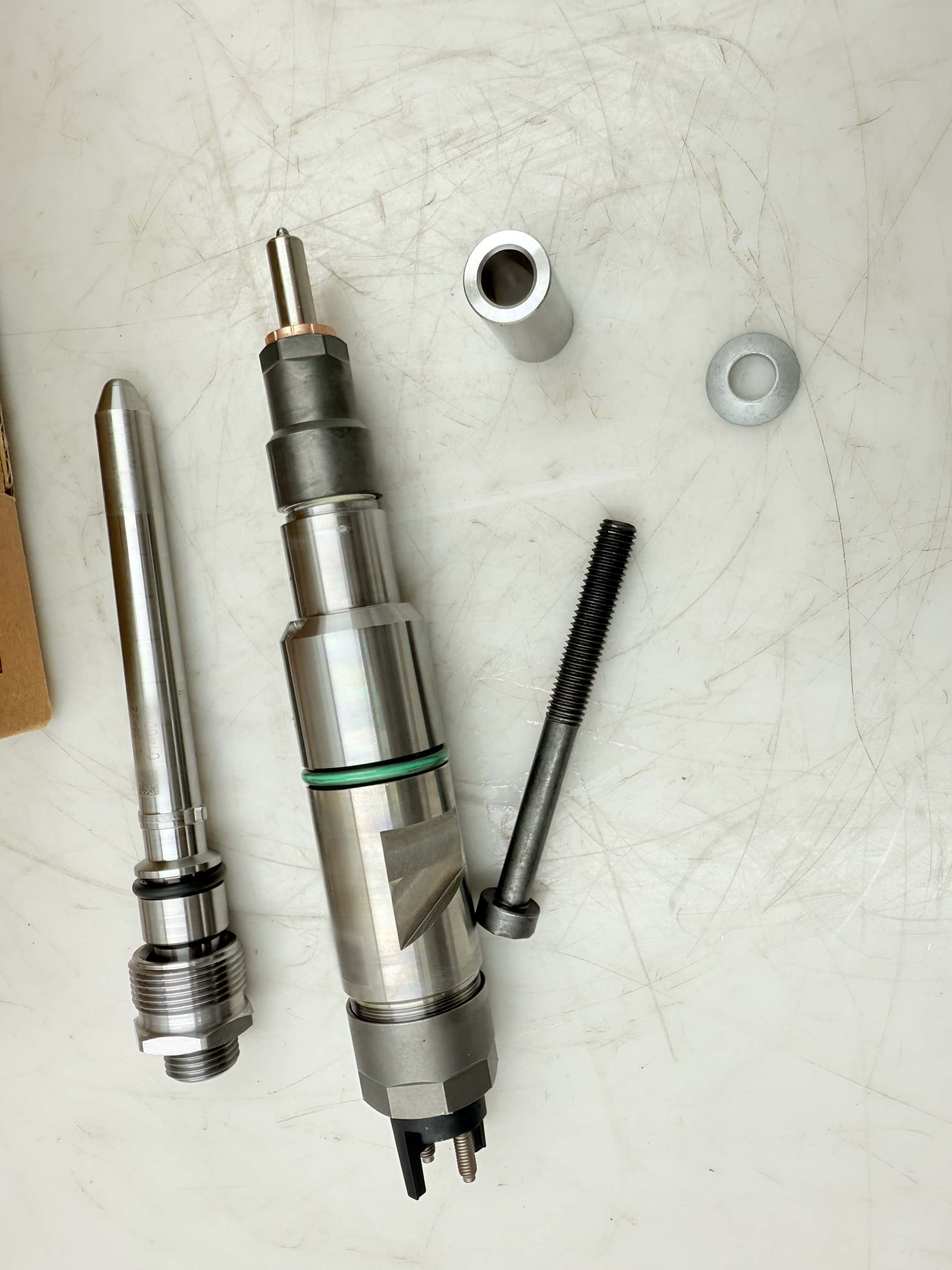 利勃海尔 13743035 喷油器 适用