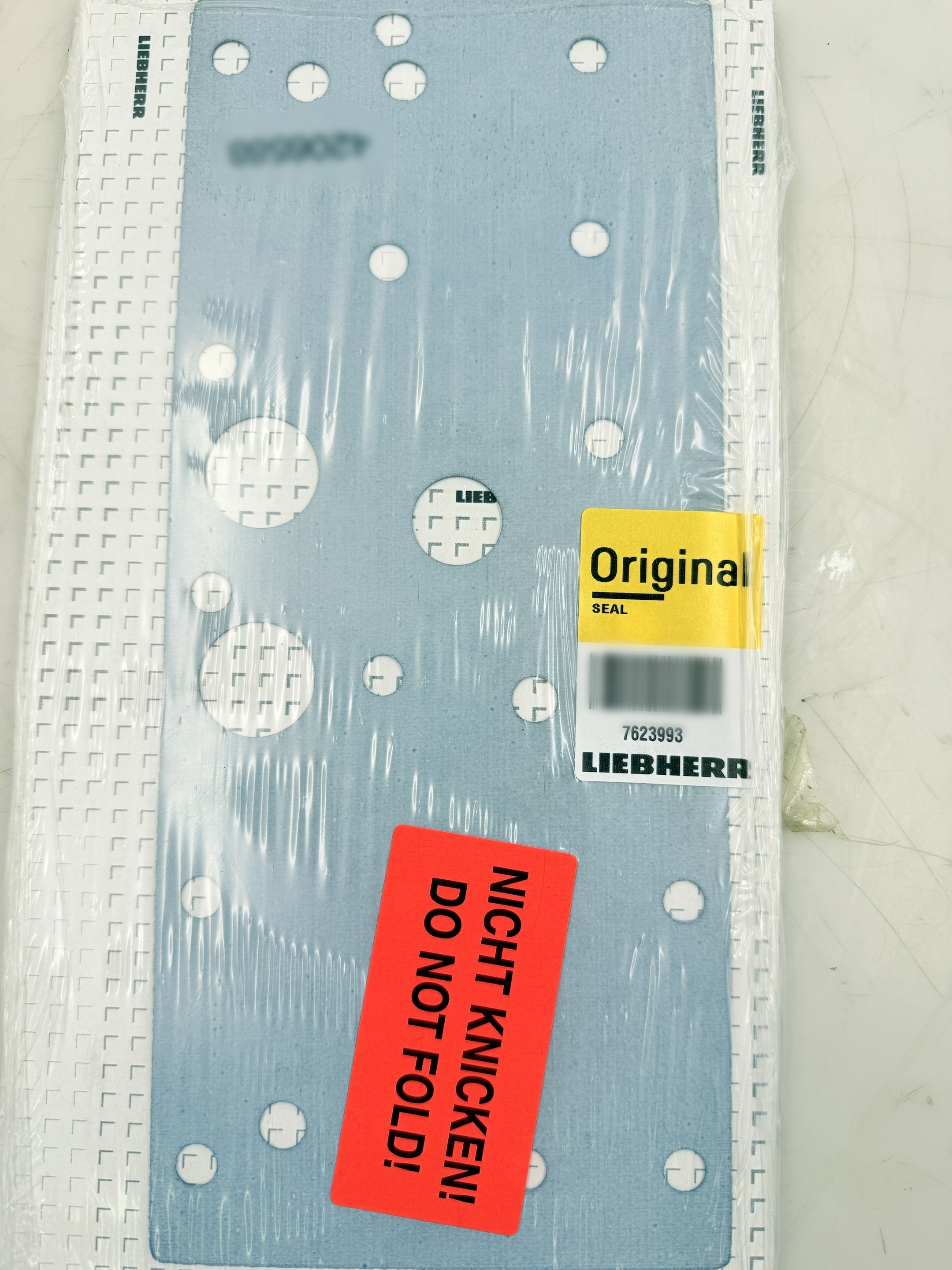 利勃海尔 7623993 用于 L544-L586 的变速箱密封中间板至外壳密封垫片