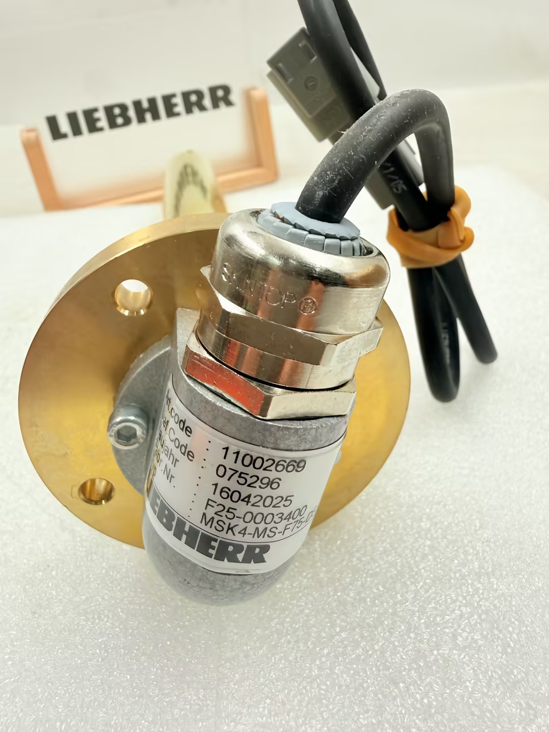 利勃海尔水位传感器11002669适用于LIEBHERR矿用挖掘机R9100 R9150